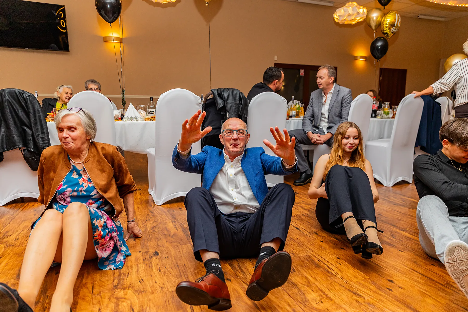 Reportaż z urodzin - fotograf na osiemnastkę Łódź - fotografia eventowa