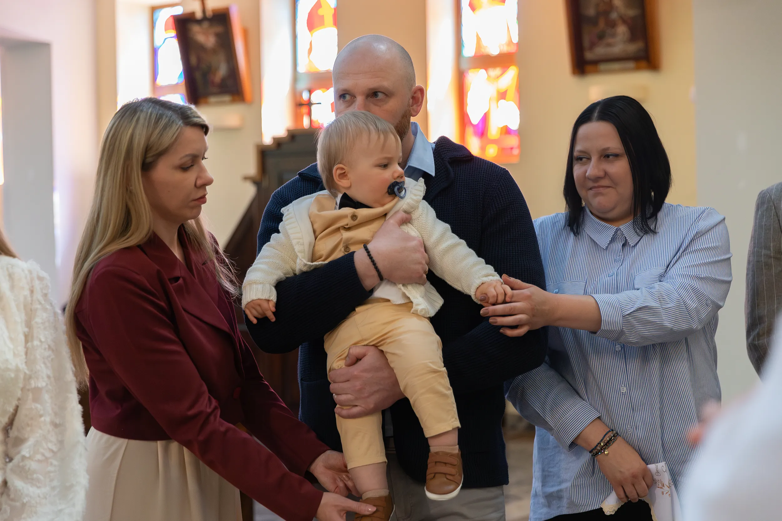 Zdjęcia z chrztu świętego Eryka - fotograf na chrzest Łódź - fotografia chrzcielna