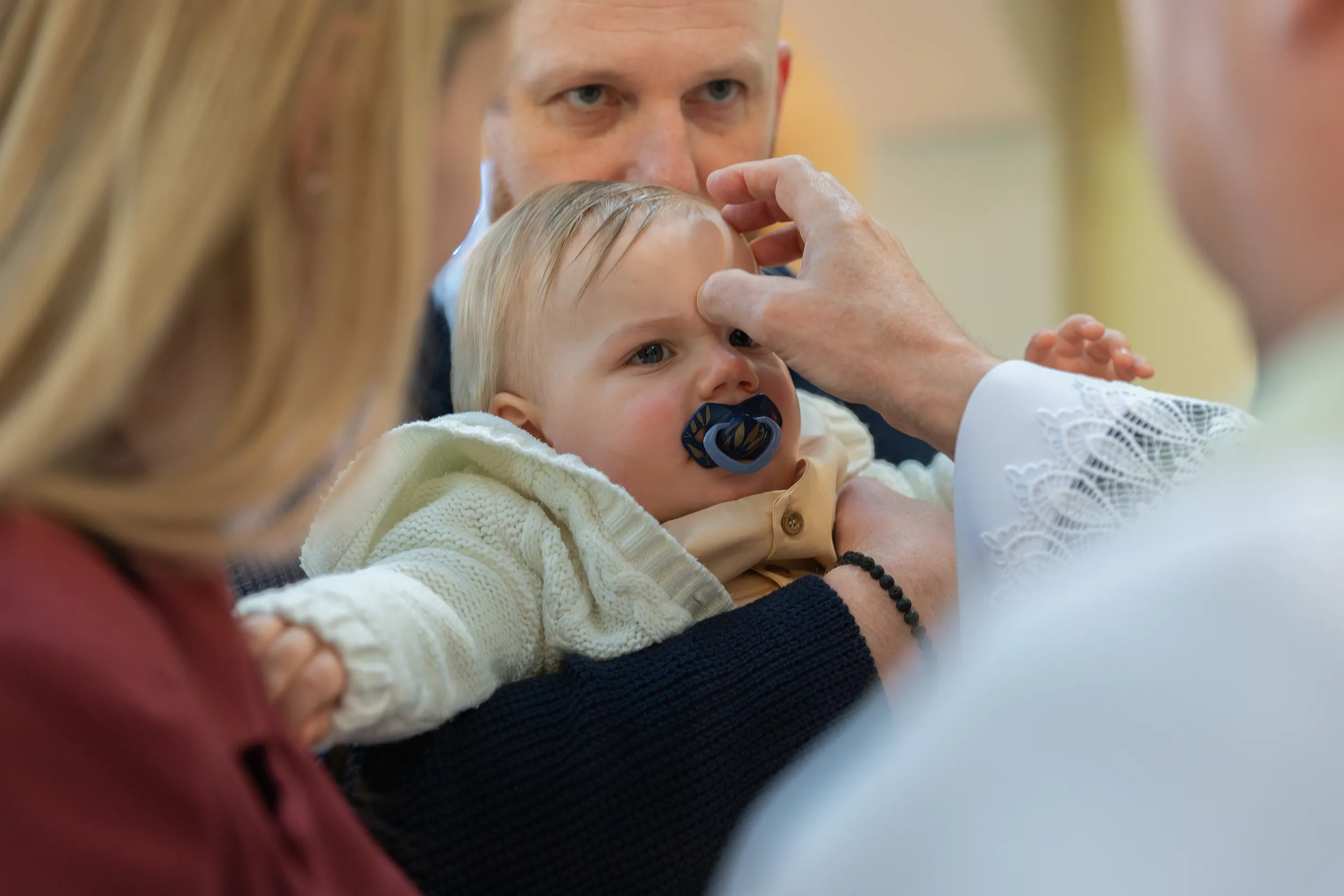 Fotografia chrzcielna - fotograf na chrzest Łódź - zdjęcia z chrztu Eryka