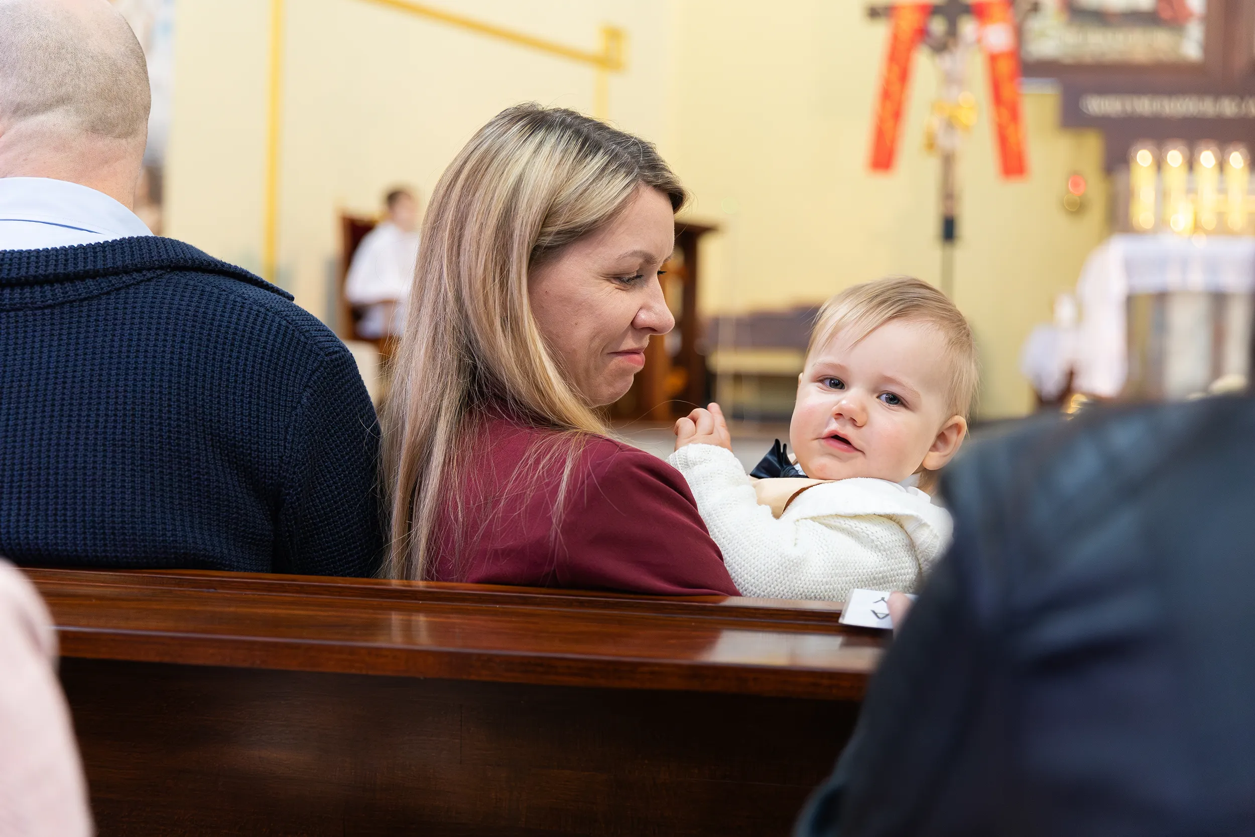 Zdjęcia z chrztu świętego Eryka - fotograf na chrzest Łódź - fotografia chrzcielna