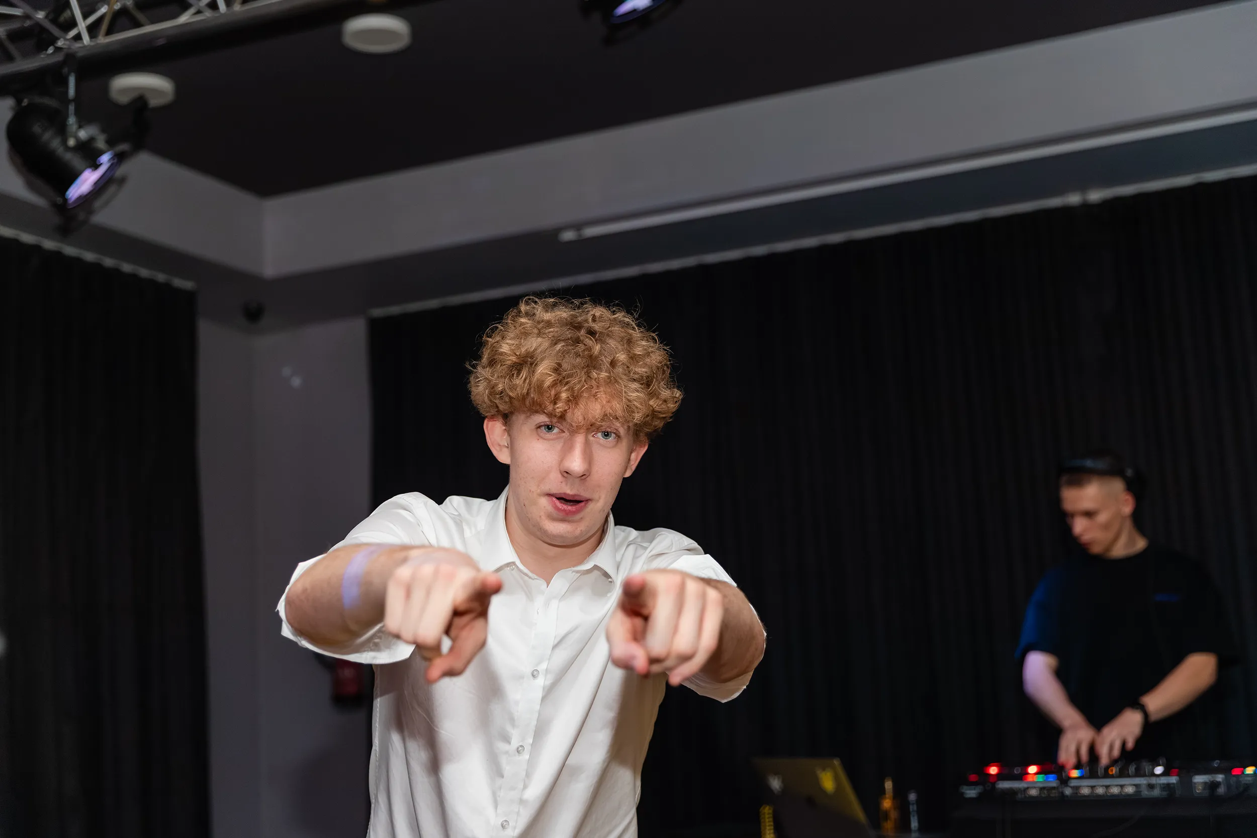 Zdjęcia z 18. urodzin Poli - fotograf na osiemnastkę Łódź - fotografia eventowa