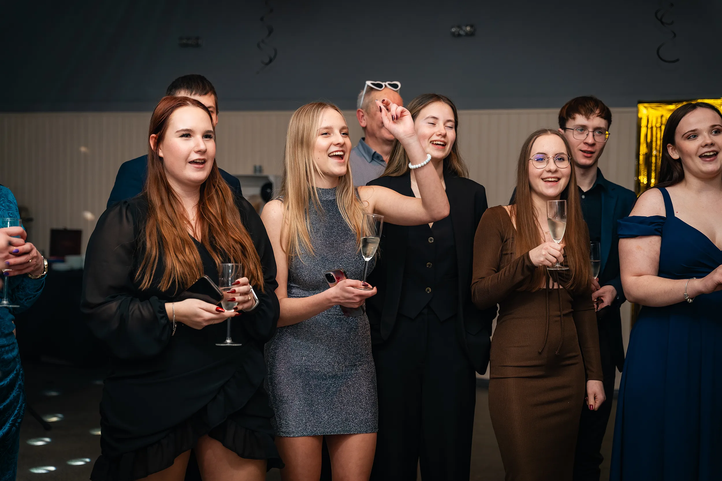 Fotografia eventowa - fotograf na osiemnastkę Łódź - 18. urodziny Adriana