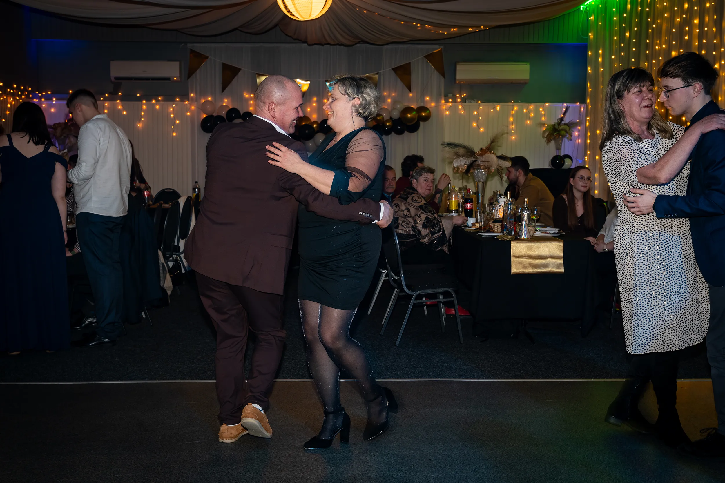 Zdjęcia osiemnastkowe Łódź - fotograf na 18. urodziny - Adrian