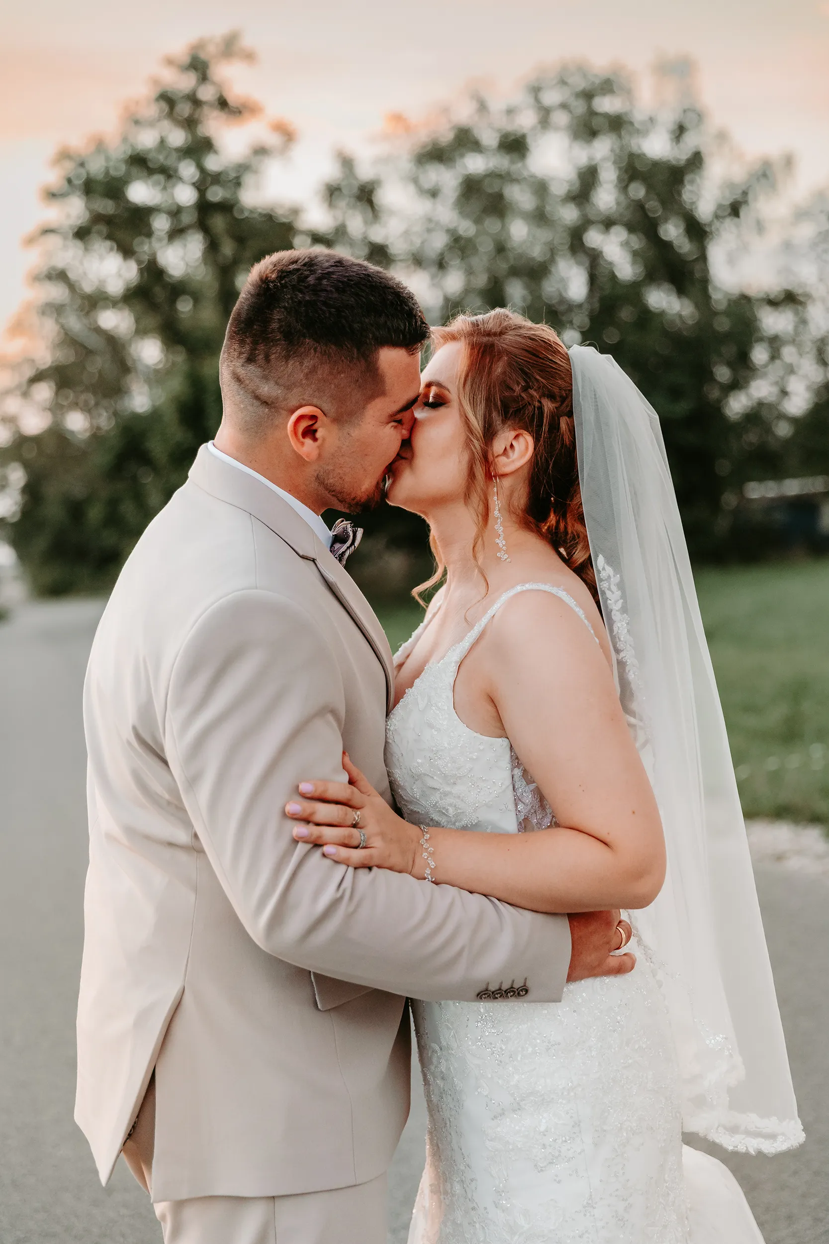 Zdjęcia ślubne w plenerze - fotograf ślubny Łódź - zdjęcia ślubne Agaty i Damiana