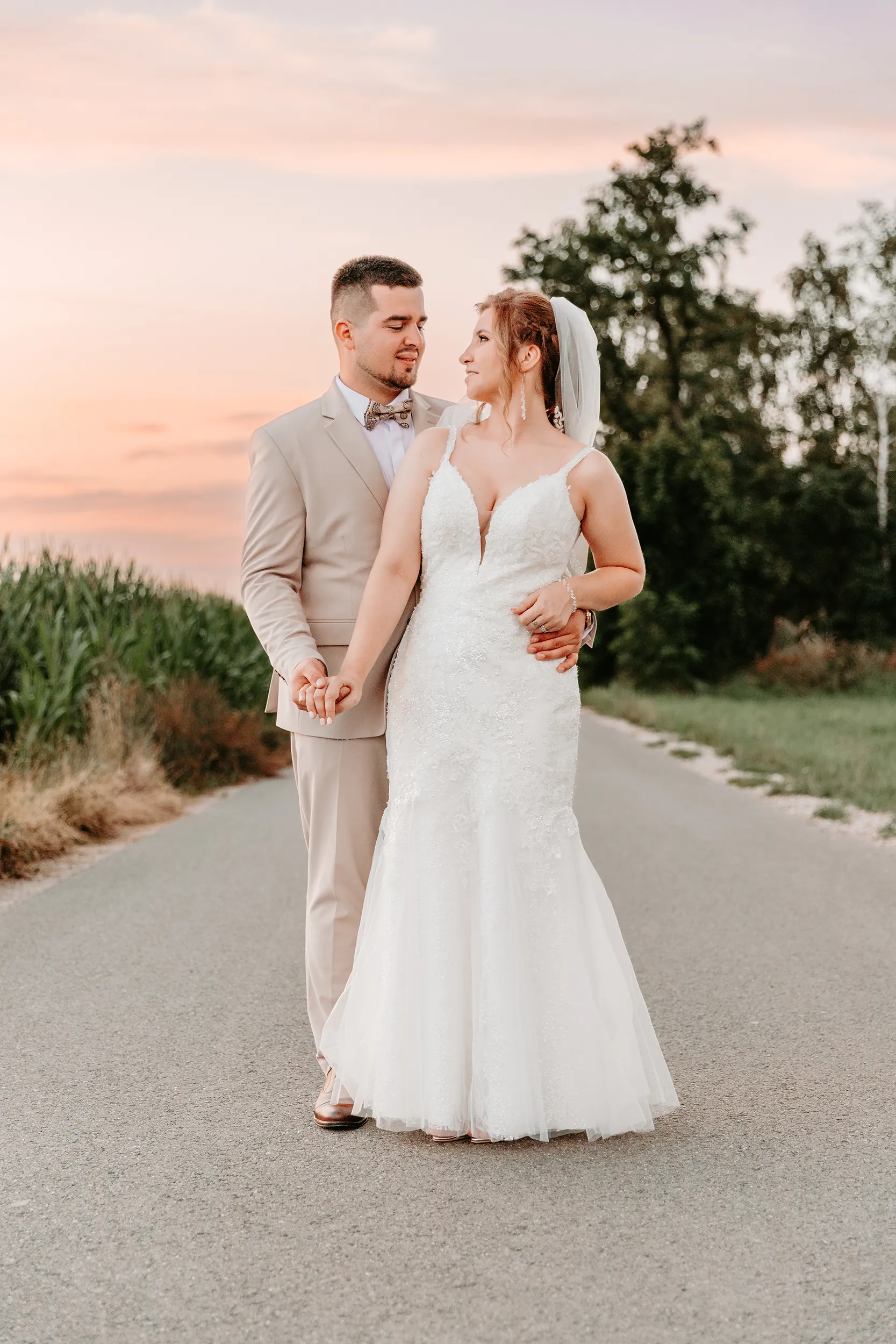 Zdjęcia ślubne Agaty i Damiana - fotograf ślubny Łódź - ceremonia zaślubin