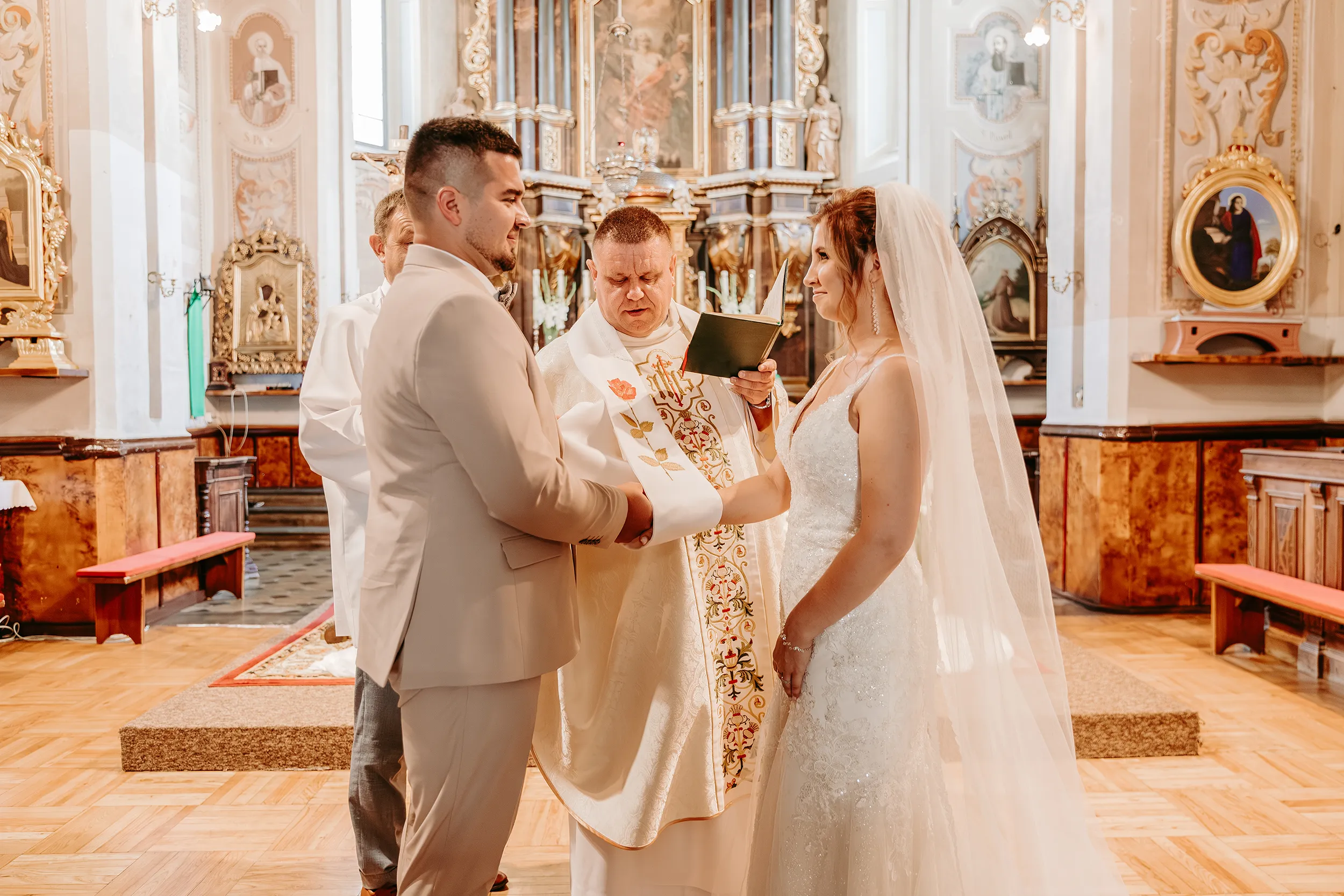 Reportaż ślubny - fotograf ślubny Łódź - ceremonia zaślubin