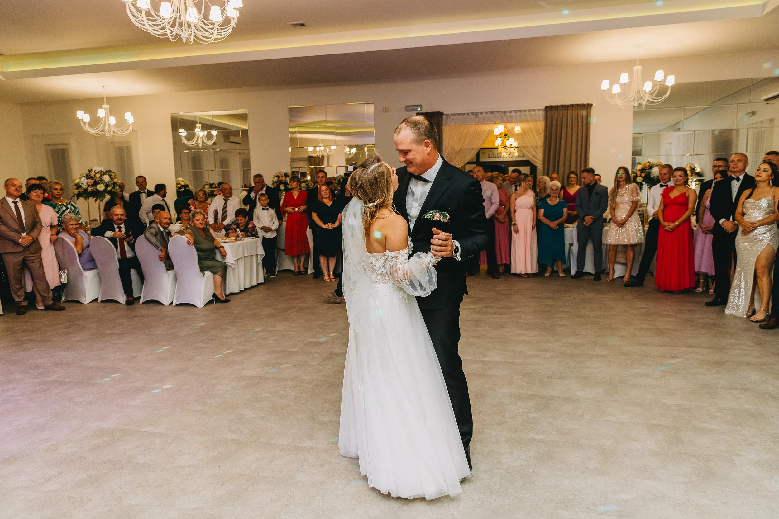 Weselna elegancja - zdjęcia ślubne Kutno