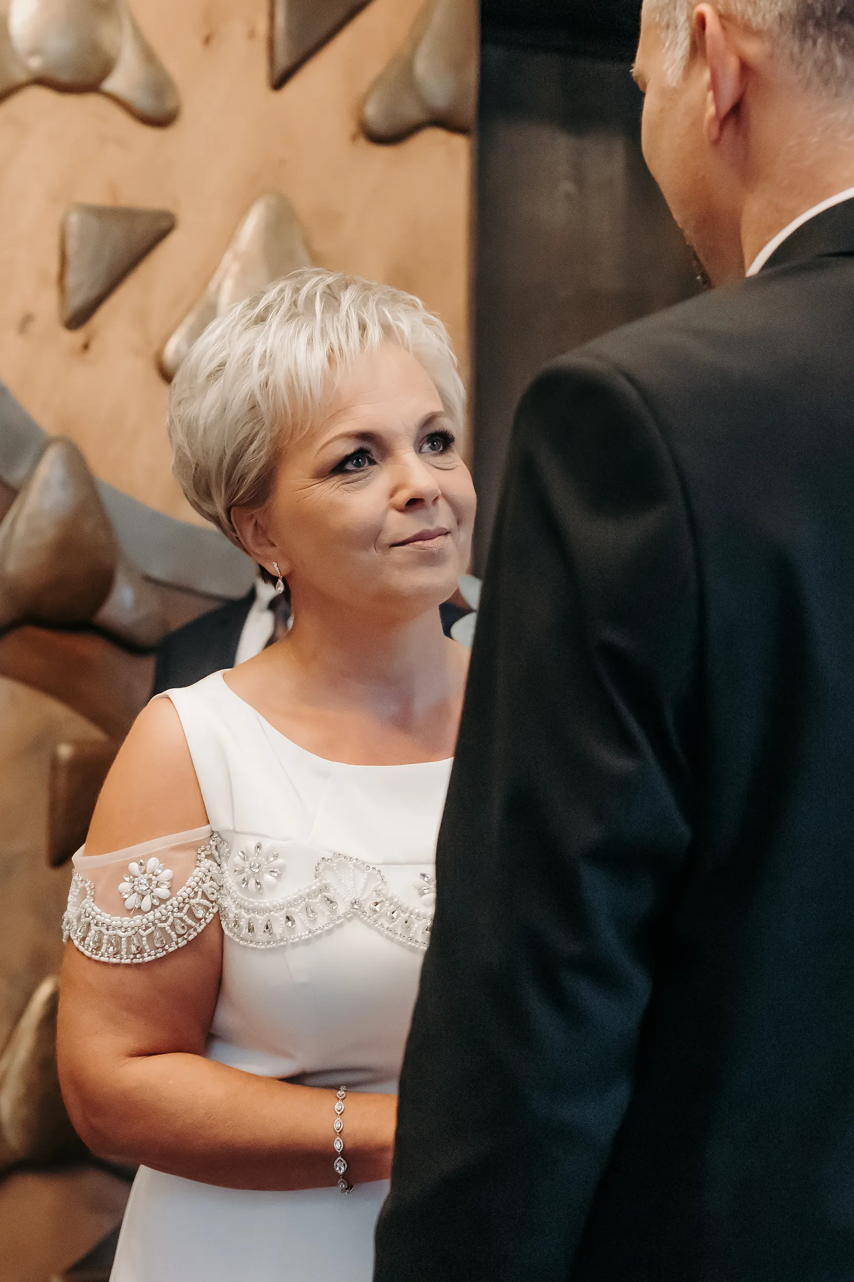 Moment zaślubin - fotografia weselna Piotrków Trybunalski