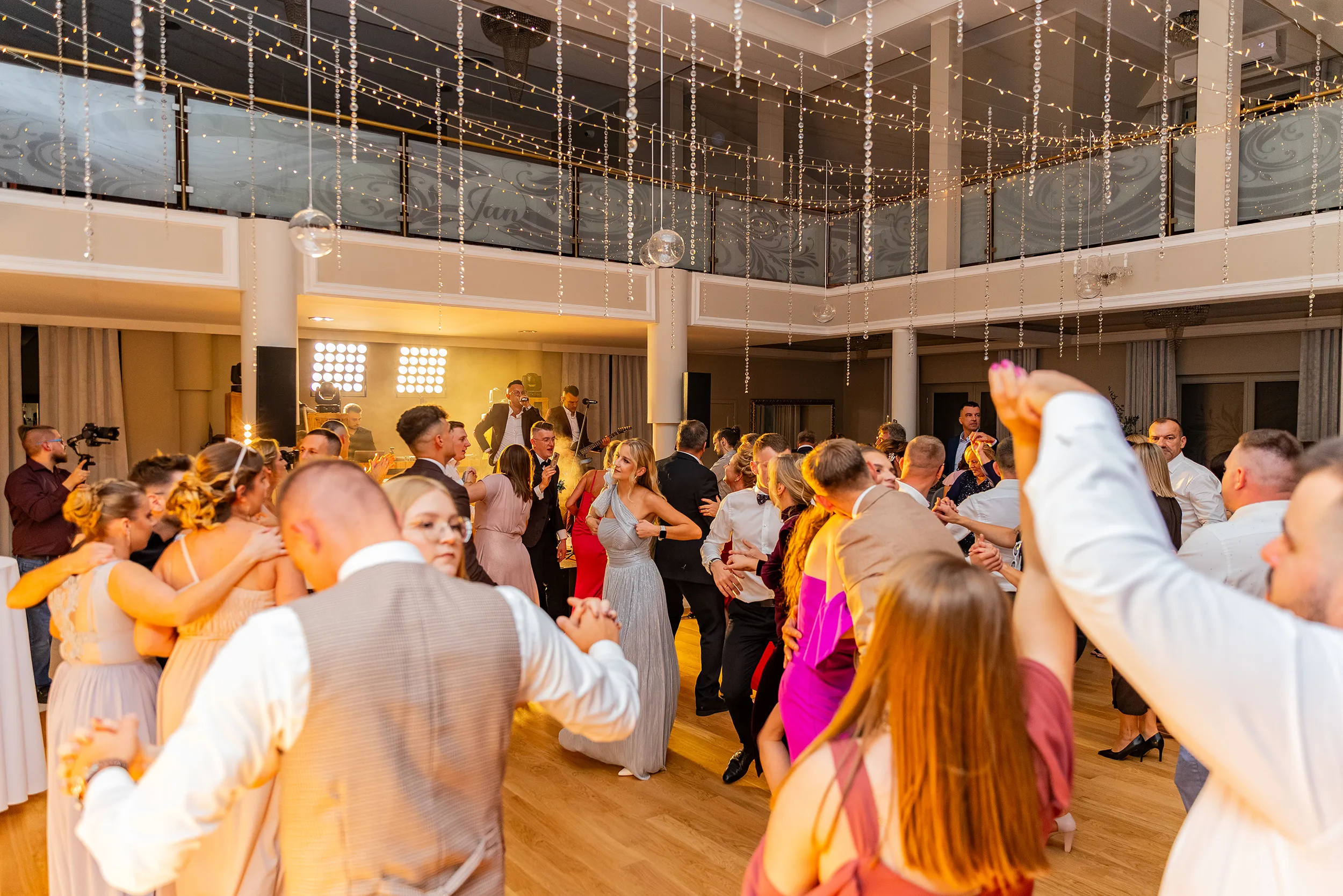 Weselne chwile radości - reportaż ślubny Zgierz