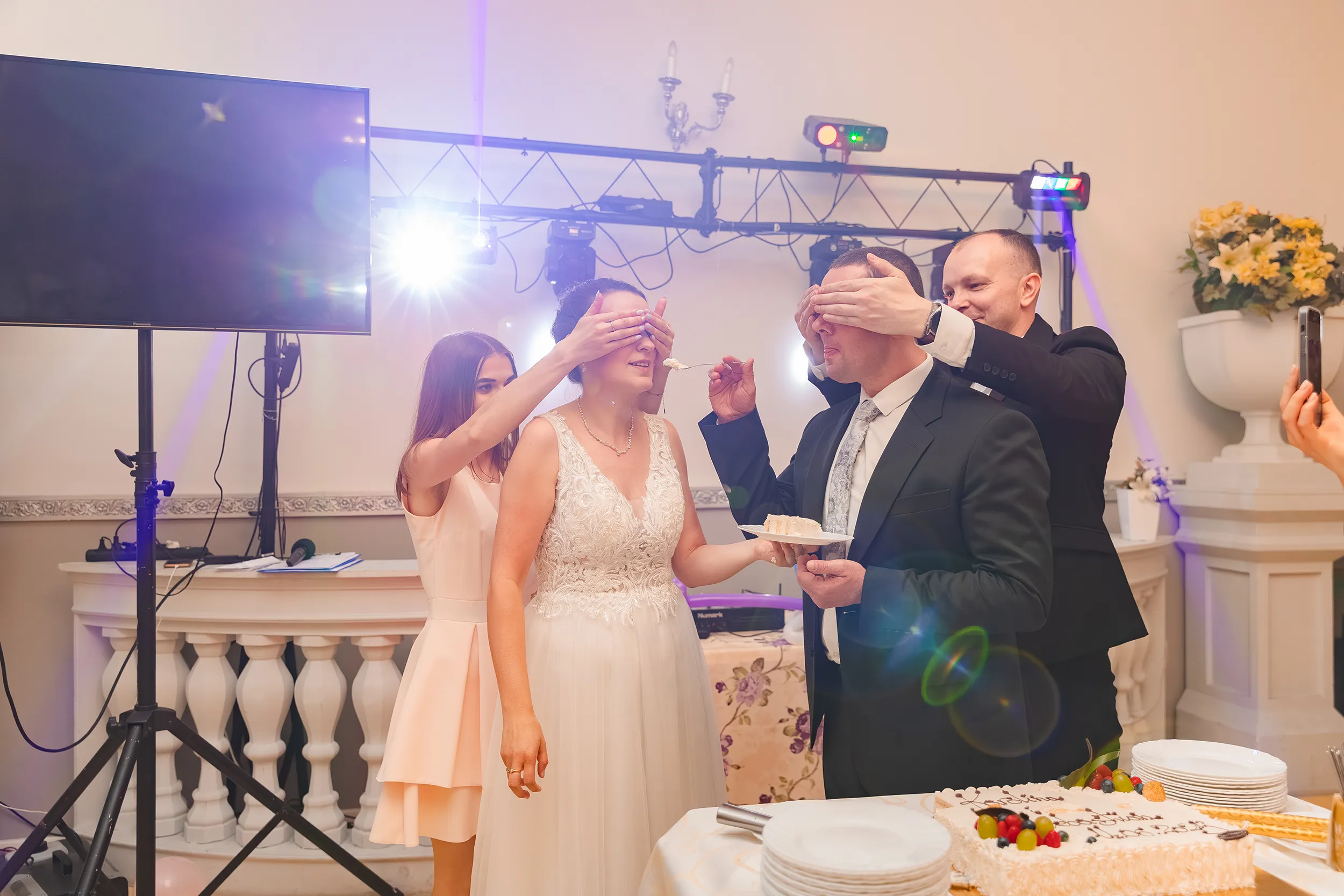 Tort weselny - sesja ślubna Bełchatów