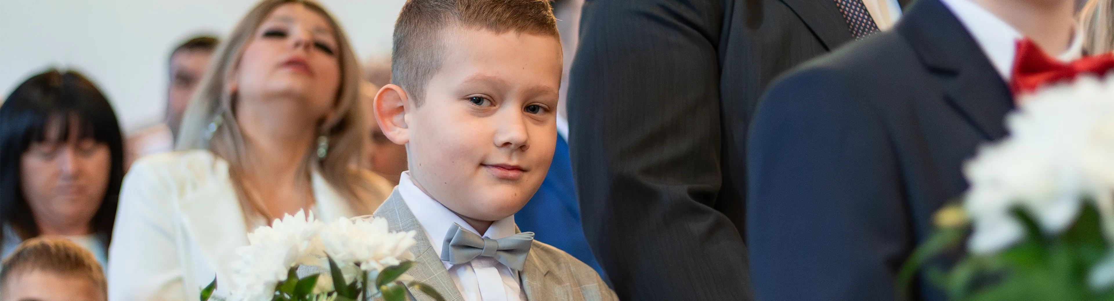 Reportaż z ceremonii komunii - fotograf na komunię Łódź - Fabian