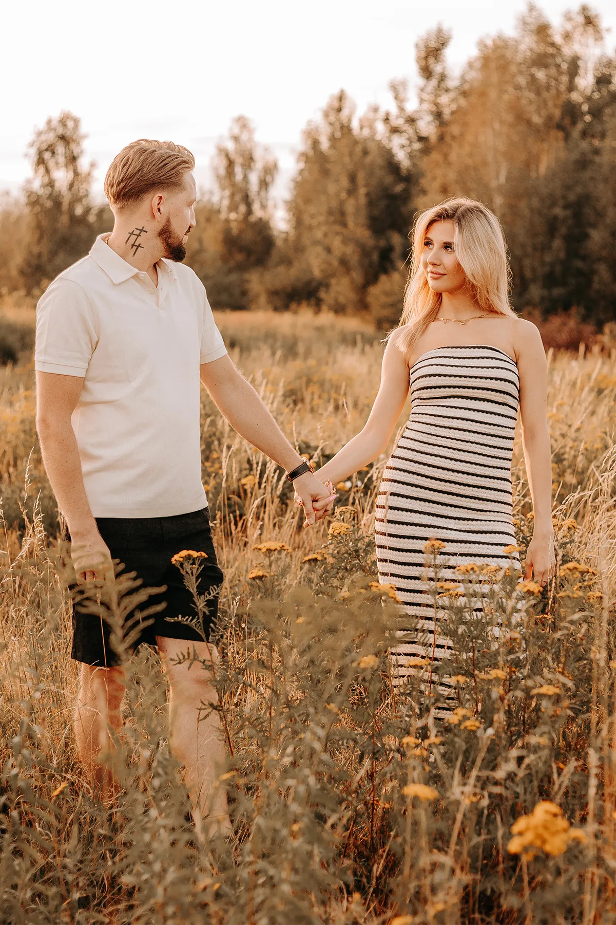 Sesja narzeczeńska w plenerze - sesja plenerowa Łódź - zdjęcia narzeczonych